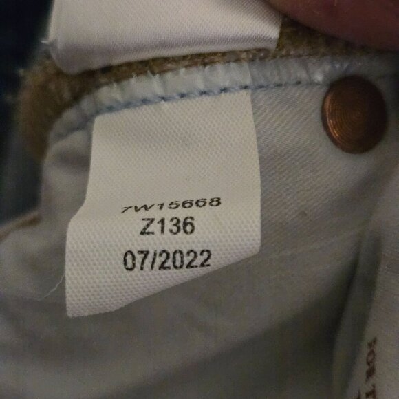 Lucky Brand Lucky Legend Boyfriend Midrise Relaxed Straight Jeans Size 12/31 - Picture 14 of 14